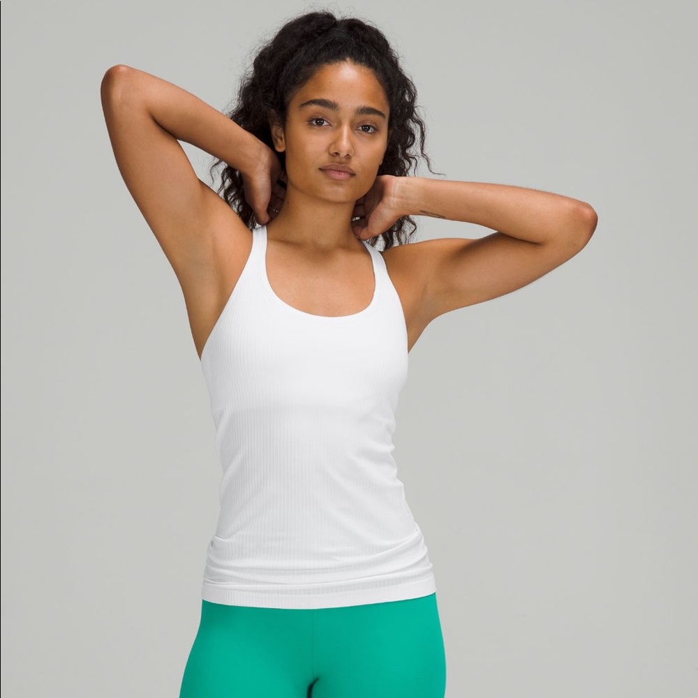 Lululemon Ebb to street shelf bra tank top